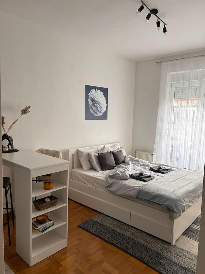 S11 Apartamento Novi Sad Exterior foto