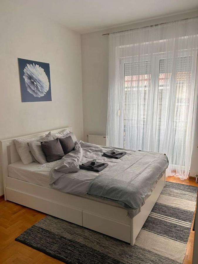 S11 Apartamento Novi Sad Exterior foto